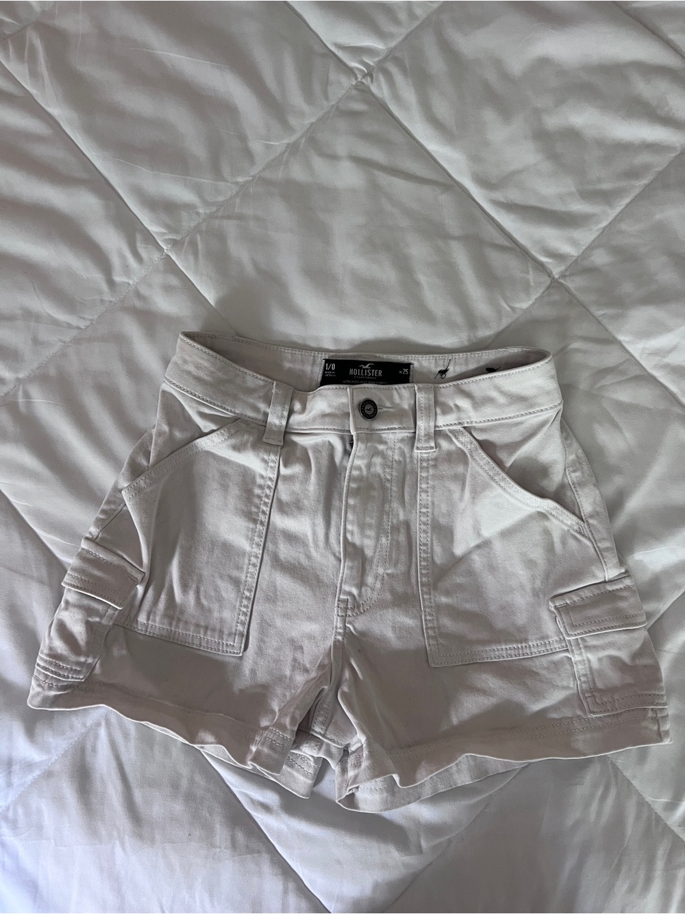 Hollister White Cargo Utility Shorts - Women's